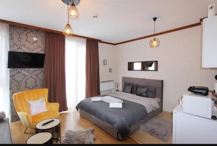 Luxury Ivana *